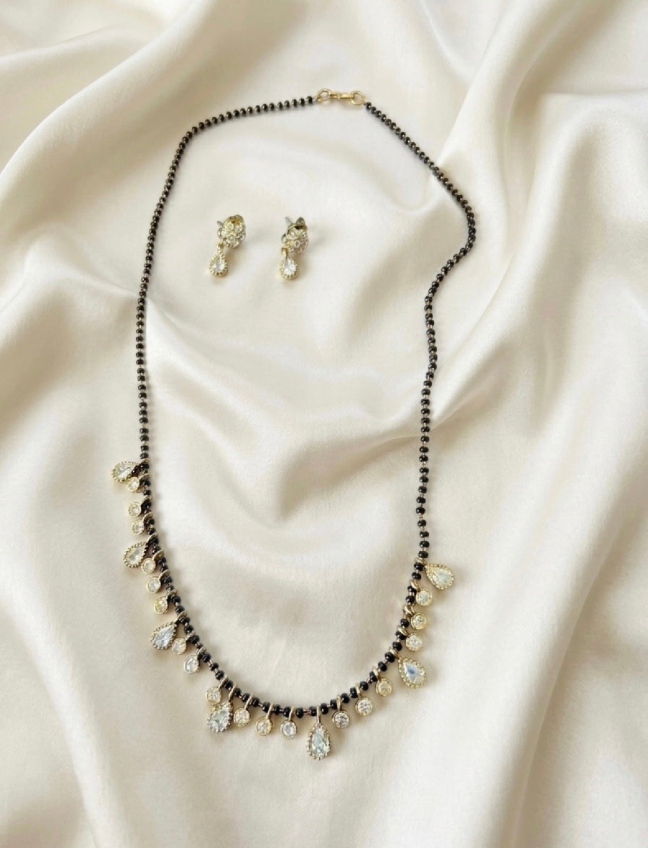 Mangalsuthra Neckpiece and Earrings