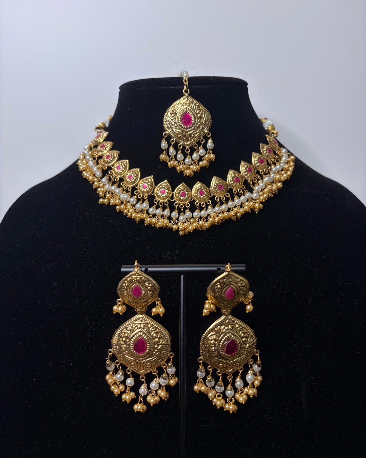 Kashmiri set
