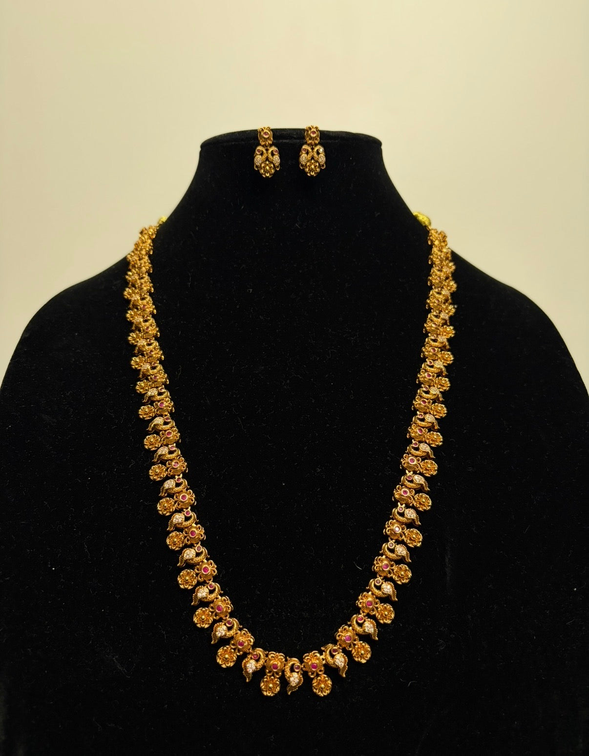 Temple jewellery set