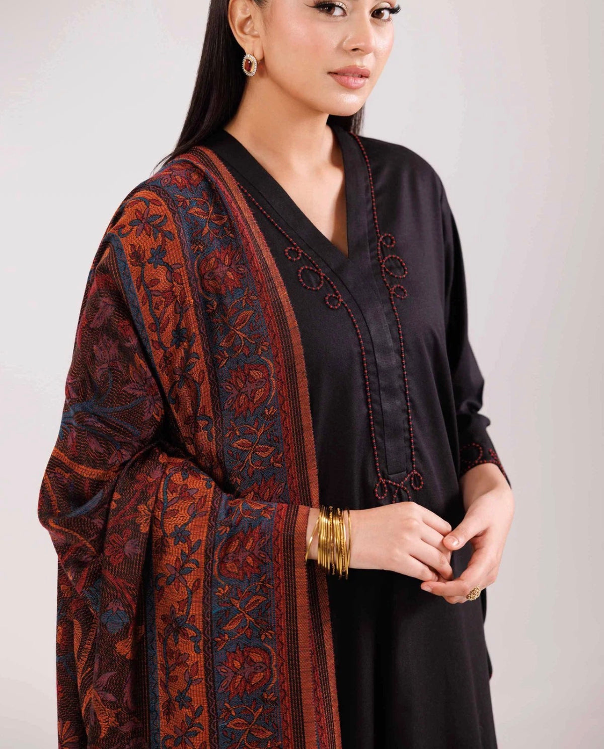 Elegant Threads by Mona
