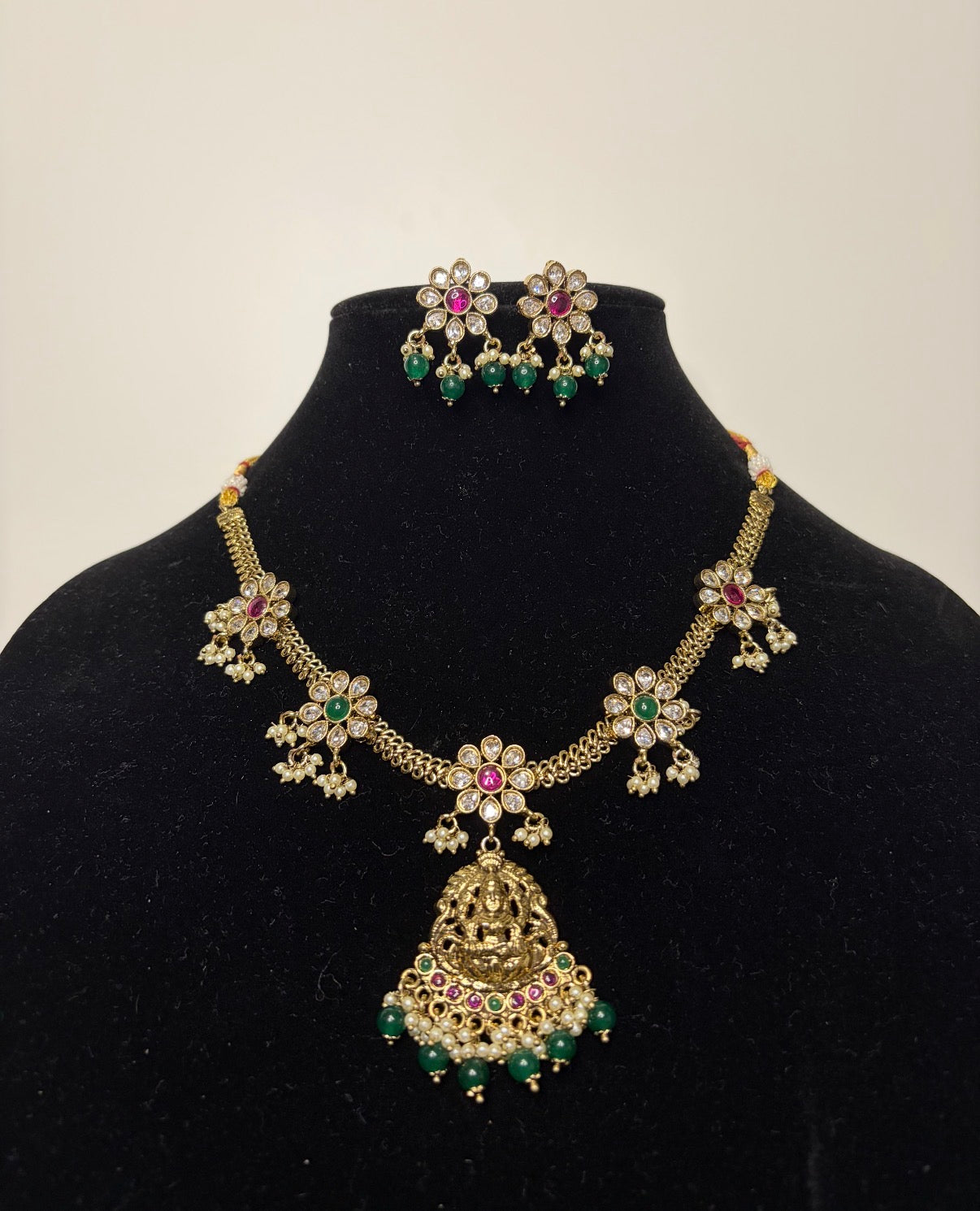 Lakshmi Devi Set