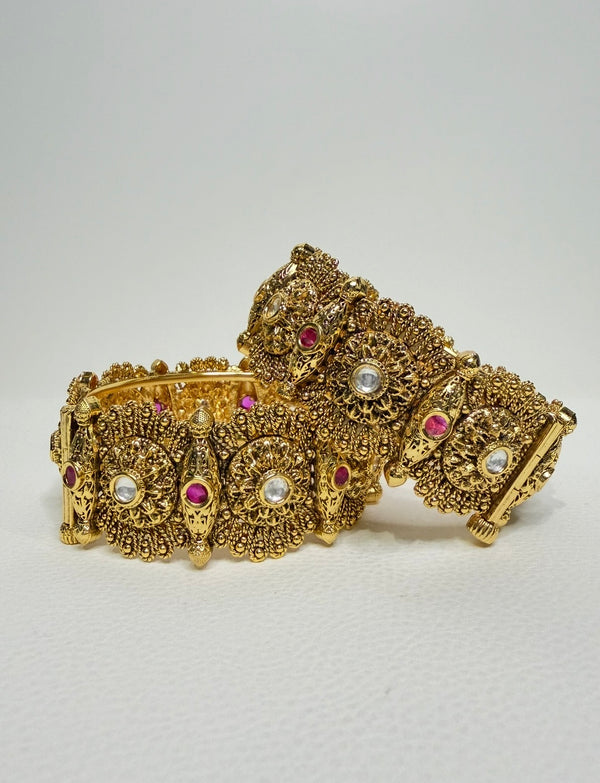 Screw Bangle