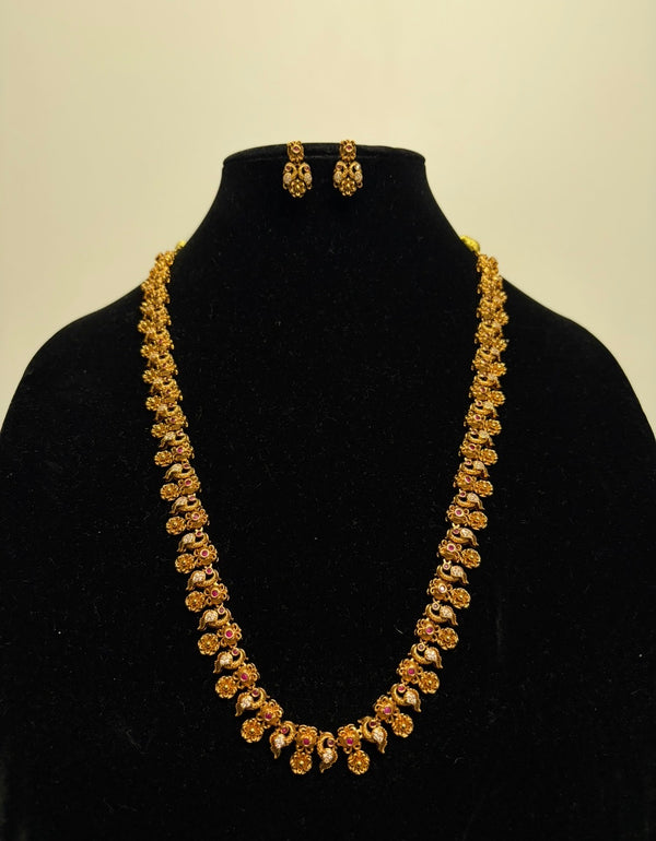 Temple jewellery set