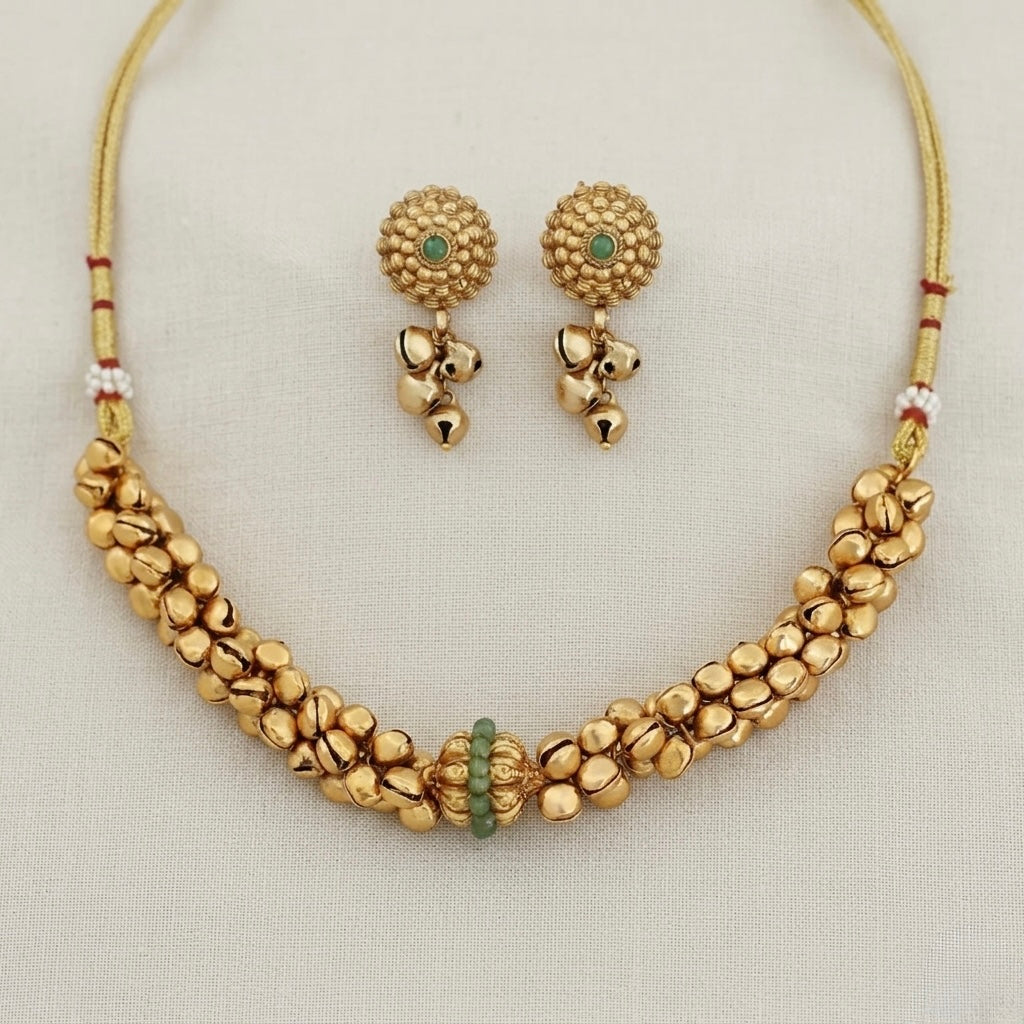 Liya Golden Neckpiece and Earring (Green)